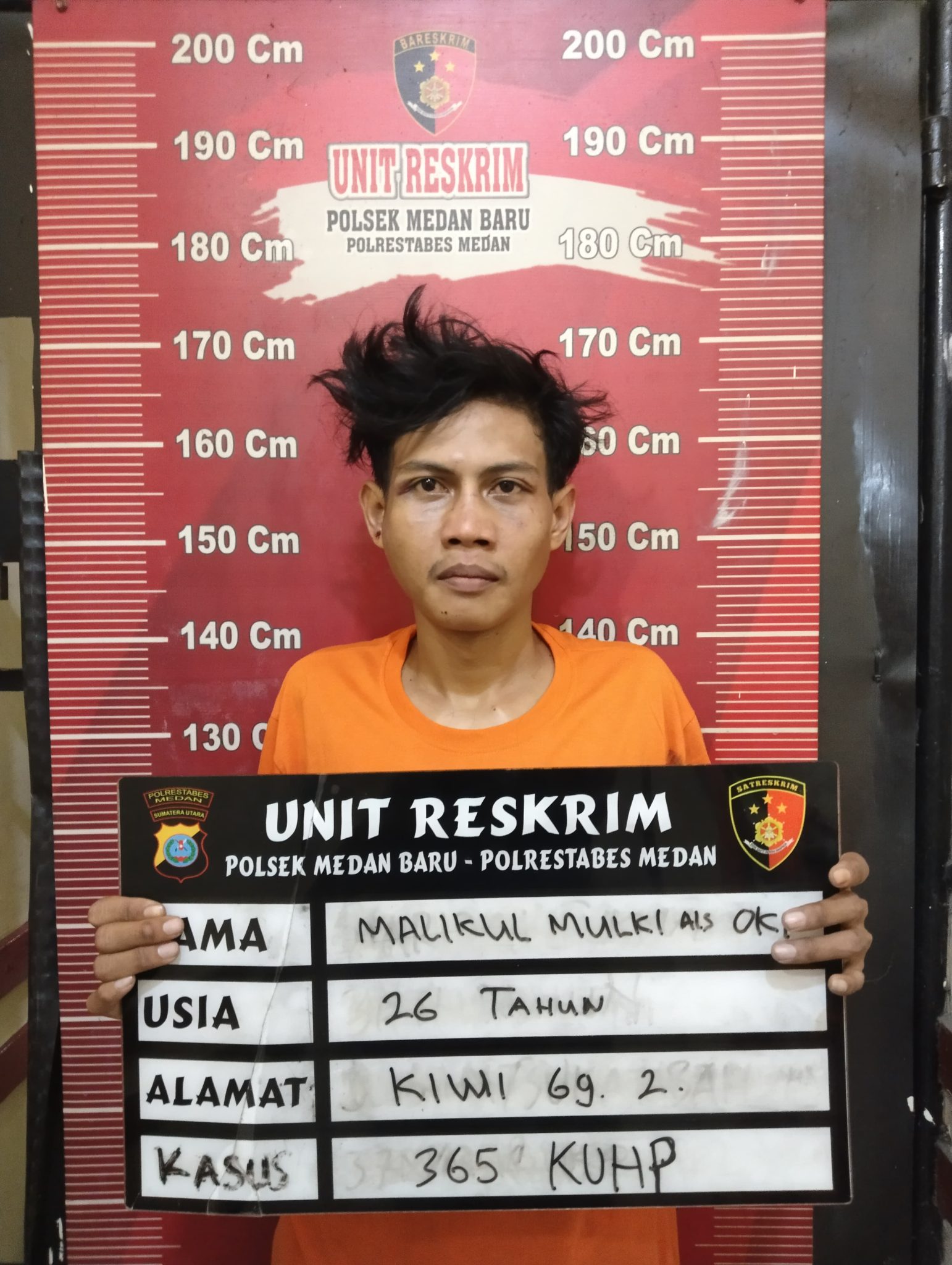 Perampas HP